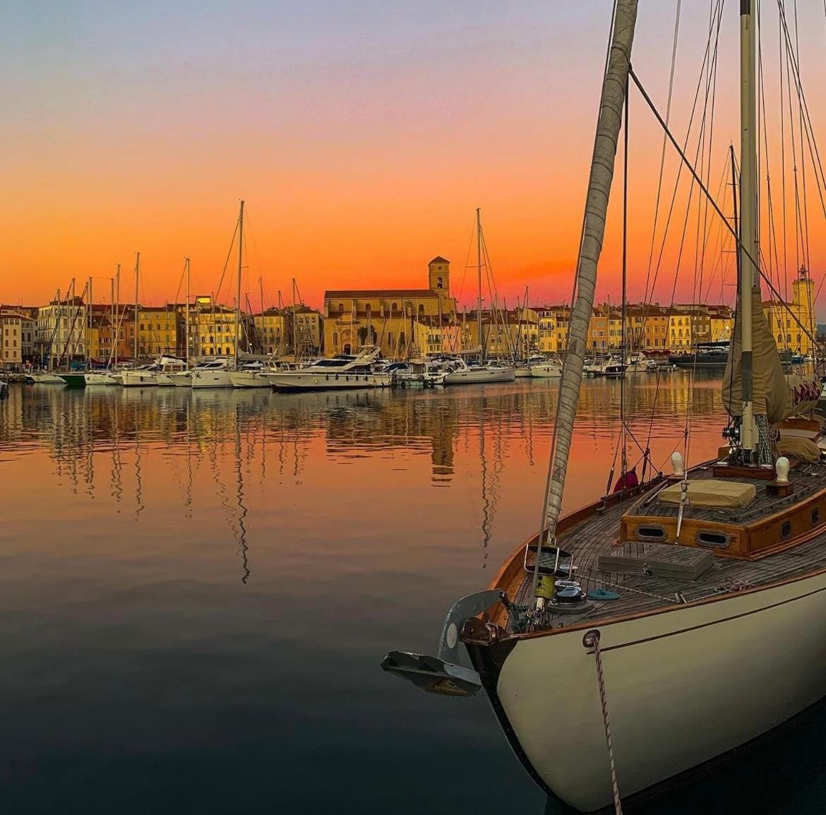Beau T2 Tout Equipe Sur Le Port, Centre Ville Λα Σιοτά Εξωτερικό φωτογραφία